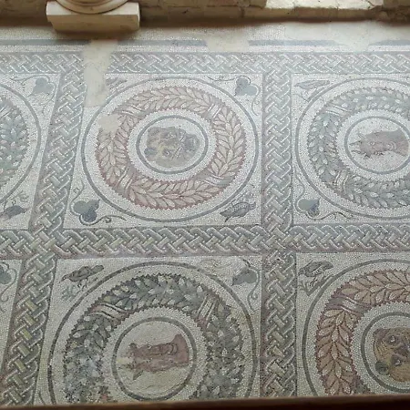 E Ci Rivo' Giù Casa vacanze Licodia Eubea